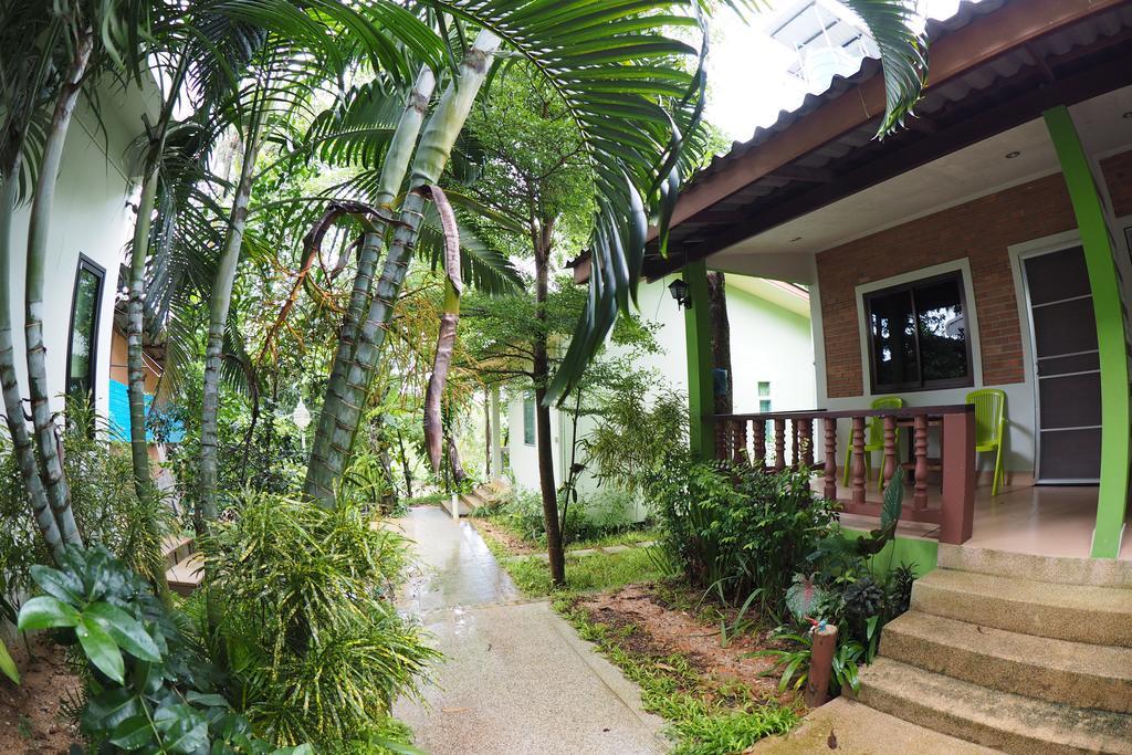 Wandee Bed & Breakfast Khao Lak Exterior foto