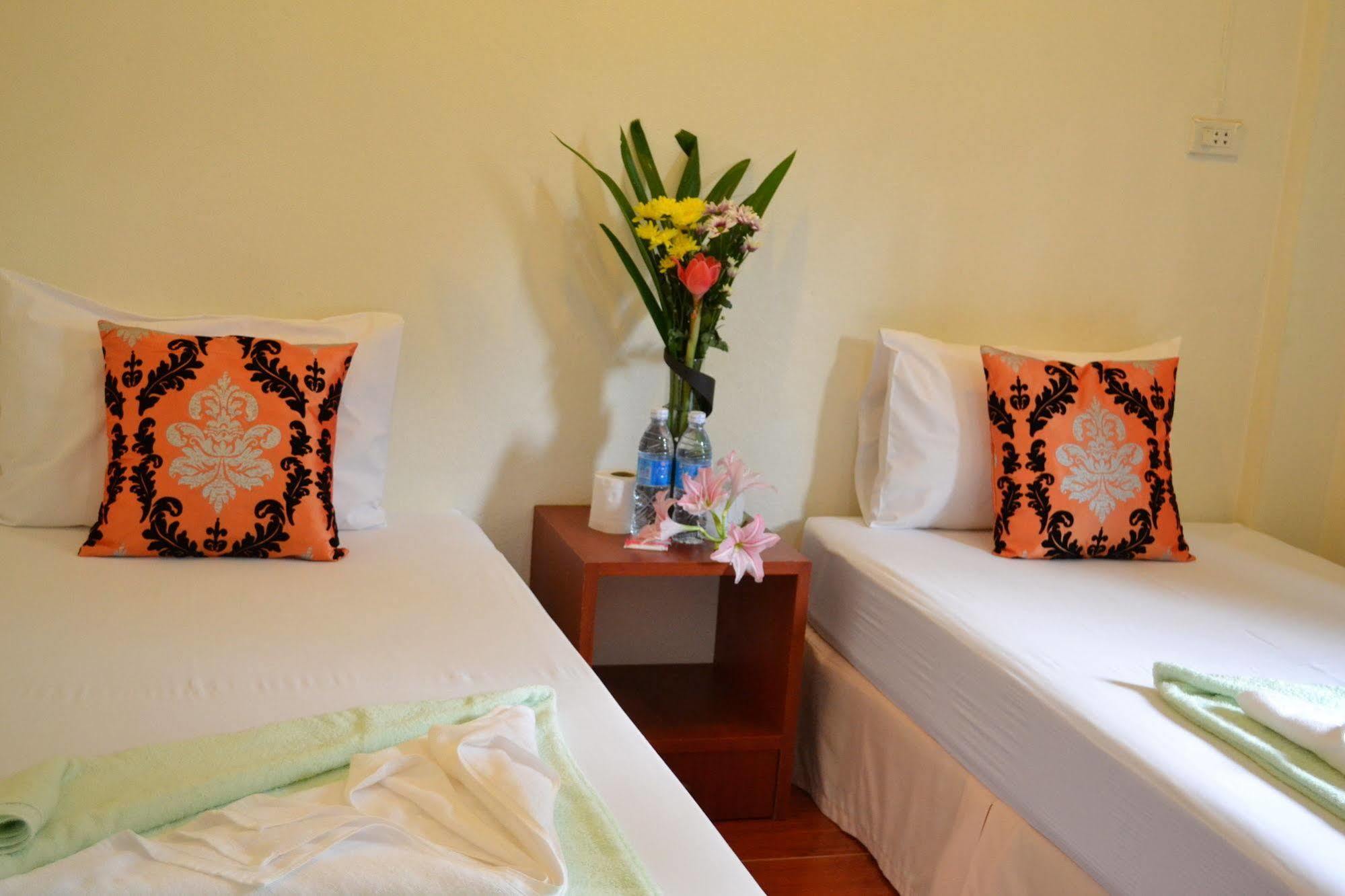 Wandee Bed & Breakfast Khao Lak Exterior foto